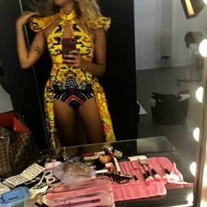 Meet your Posher, Saprina